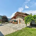 Con Piscina E Vista Panoramica Alpesi faház *