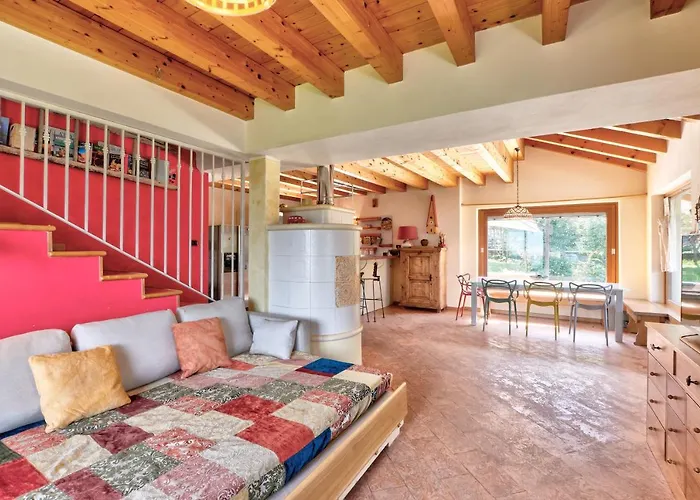 Con Piscina E Vista Panoramica * Colico