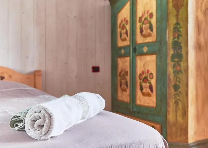 Con Piscina E Vista Panoramica * Colico